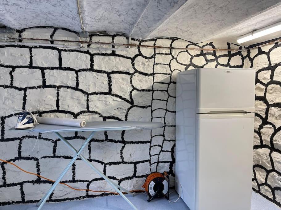 Jolie Petite Maison Avec Un Grand Jardin Montmagny Exteriör bild